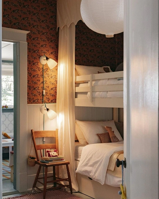 Canopy Style Bunk with Cinnamon Wallpaper and Soft Curtains