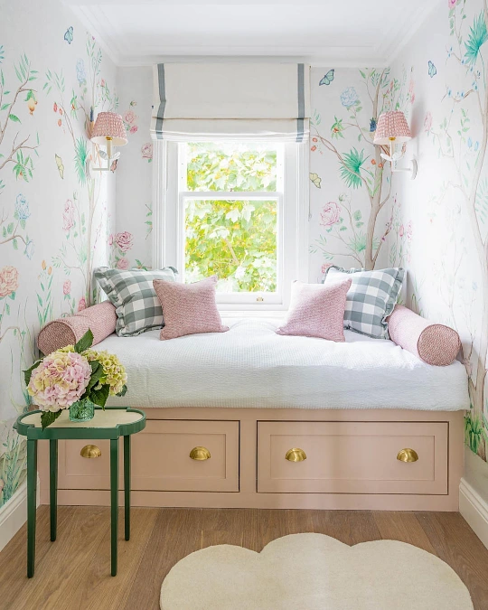 Floral Daybed Window Nook