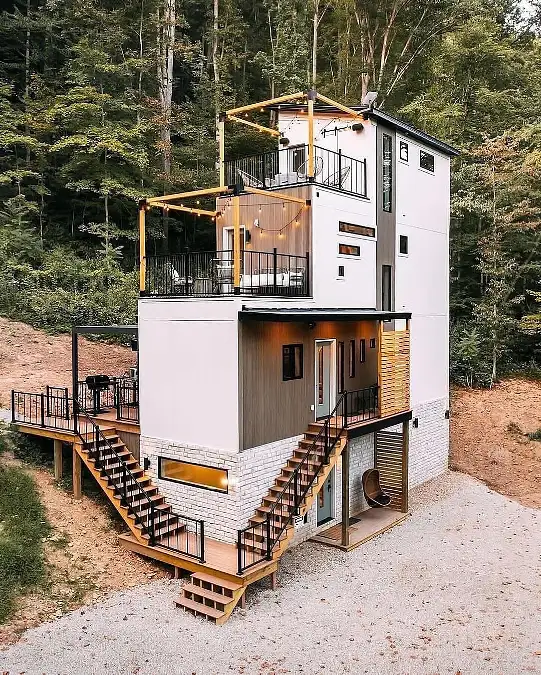 Tall Modern Tiny House with Roof Deck